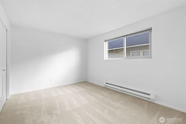 $1,350,000 | 2210 Grand Avenue, Everett, WA 98201