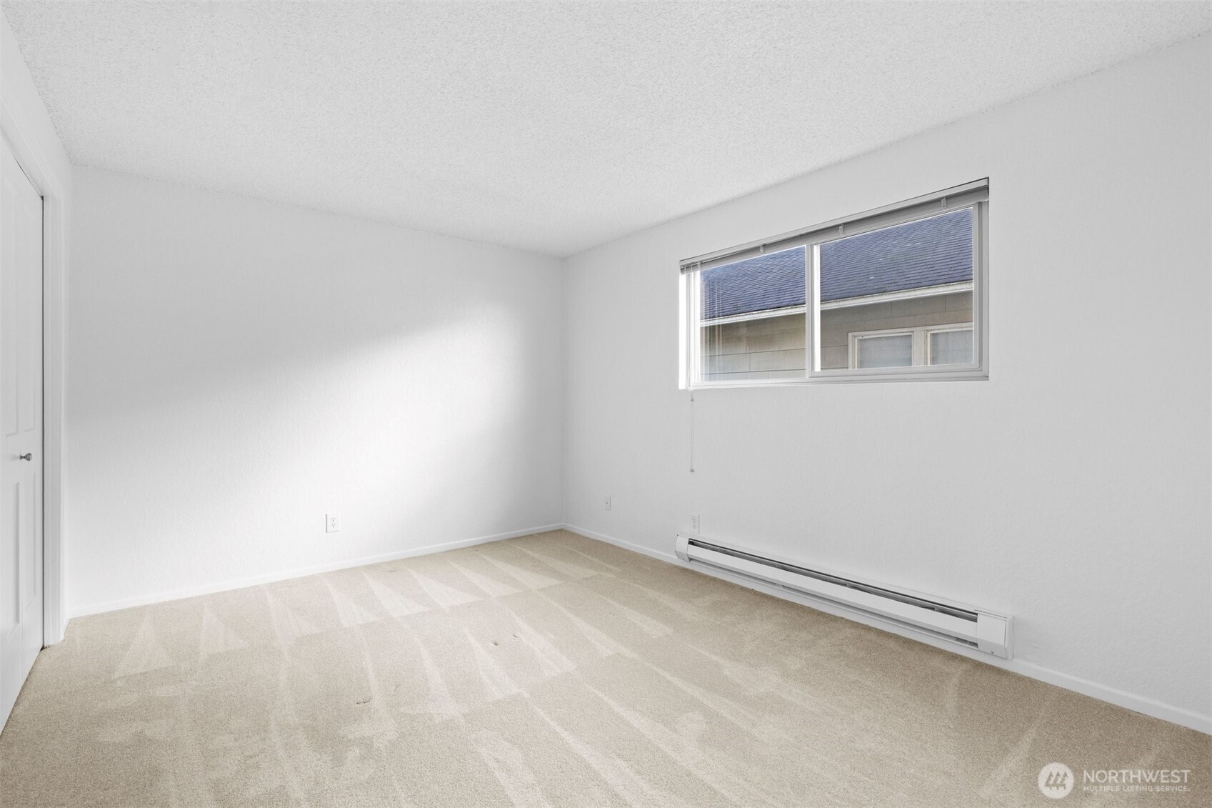 2210 Grand Avenue Everett, WA 98201 - Photo 27 of 40