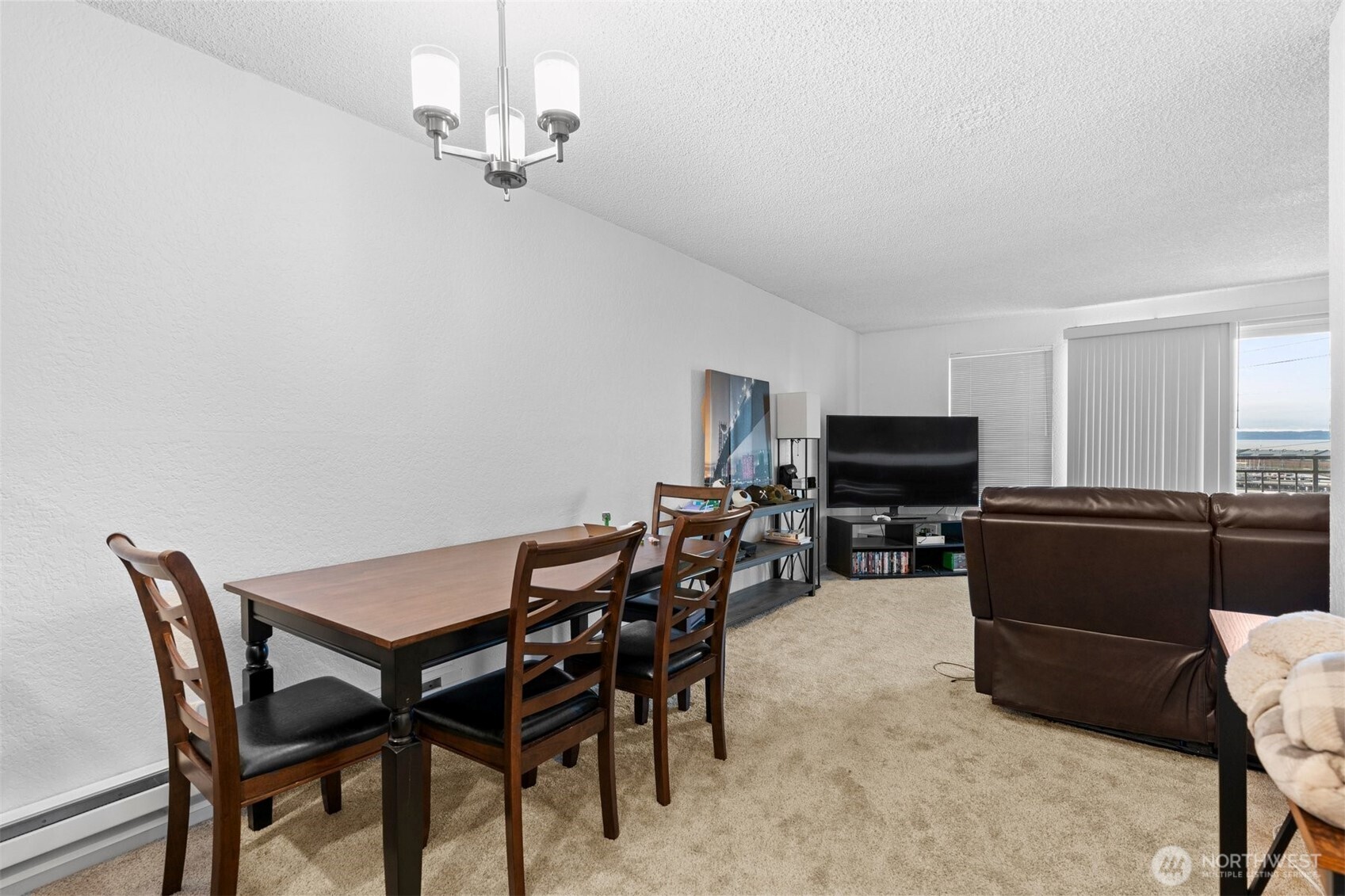 2210 Grand Avenue Everett, WA 98201 - Photo 9 of 40