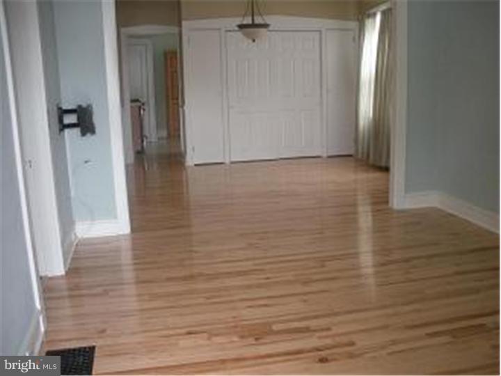 186 Princeton Road Audubon, NJ 08106 - Photo 2 of 25