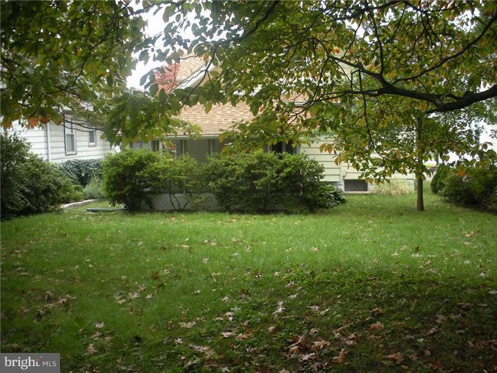 186 Princeton Road Audubon, NJ 08106 - Photo 22 of 25 Back Yard