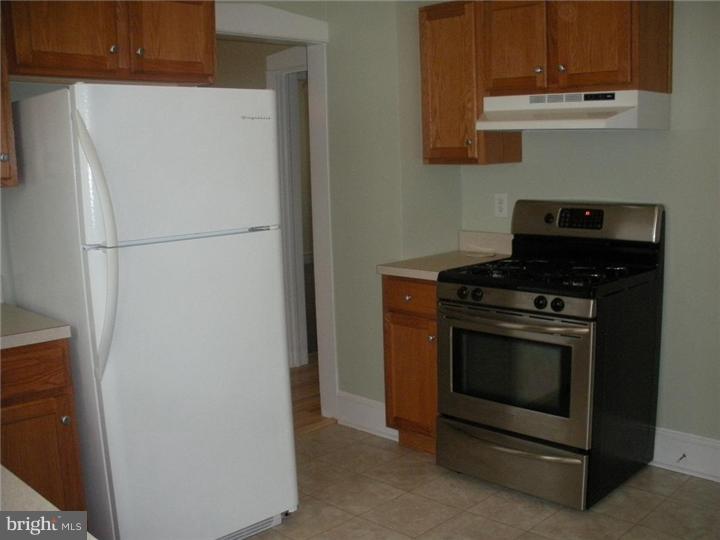 186 Princeton Road Audubon, NJ 08106 - Photo 5 of 25 Kitchen