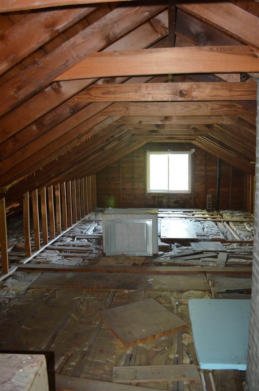 2792 Harrison Avenue Rochester, MI 48307 - Photo 36 of 37 31321239-35.JPG