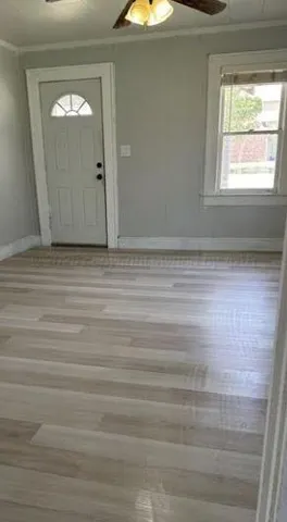 a view of empty room with window