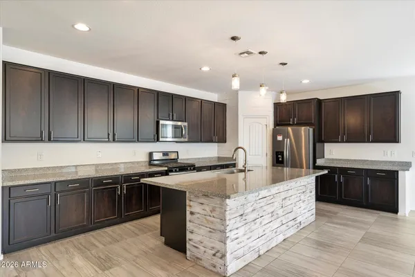 $2,850 | 22457 East Duncan Street, Queen Creek, AZ 85142
