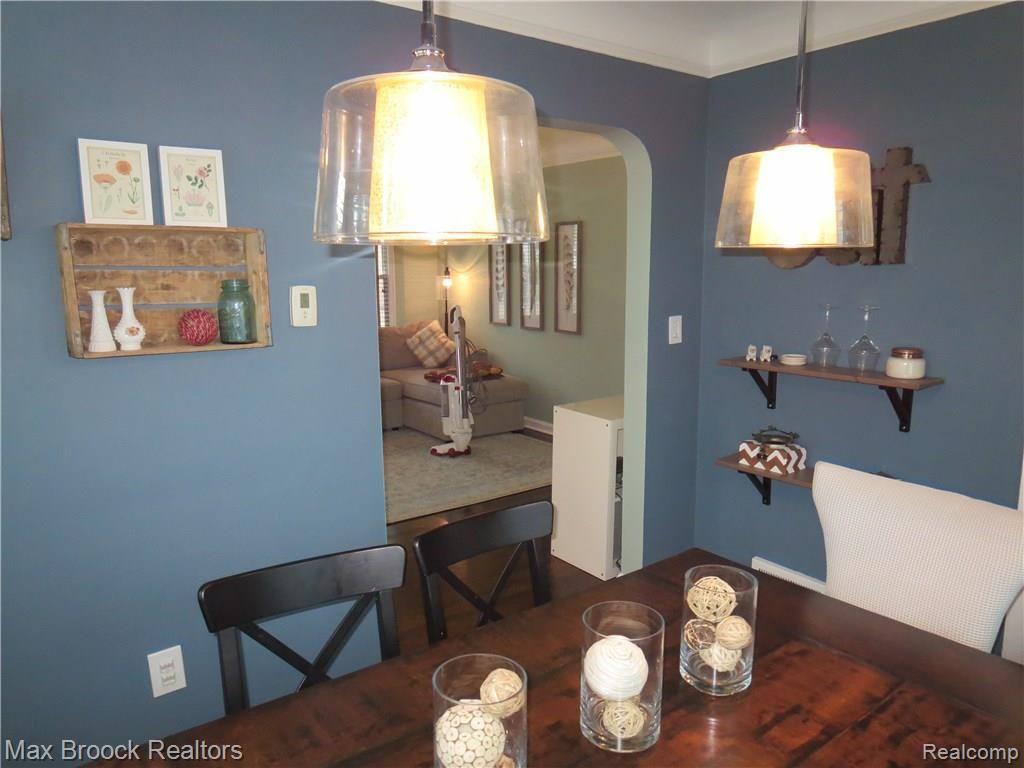 1258 Eaton Road Berkley, MI 48072 - Photo 15 of 32