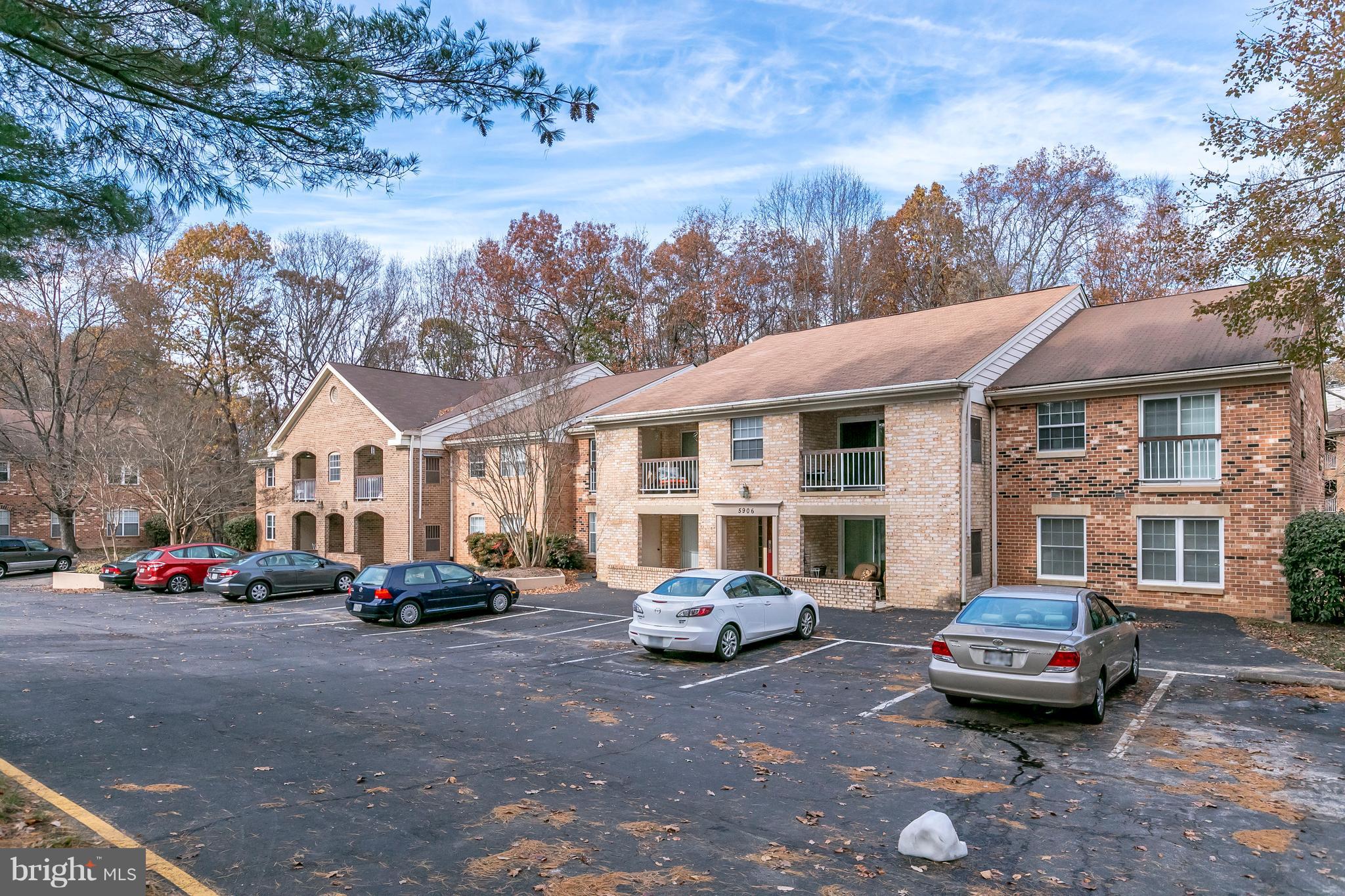5906 Cove Landing Road, Unit 301 Burke, VA 22015 - Photo 13 of 51