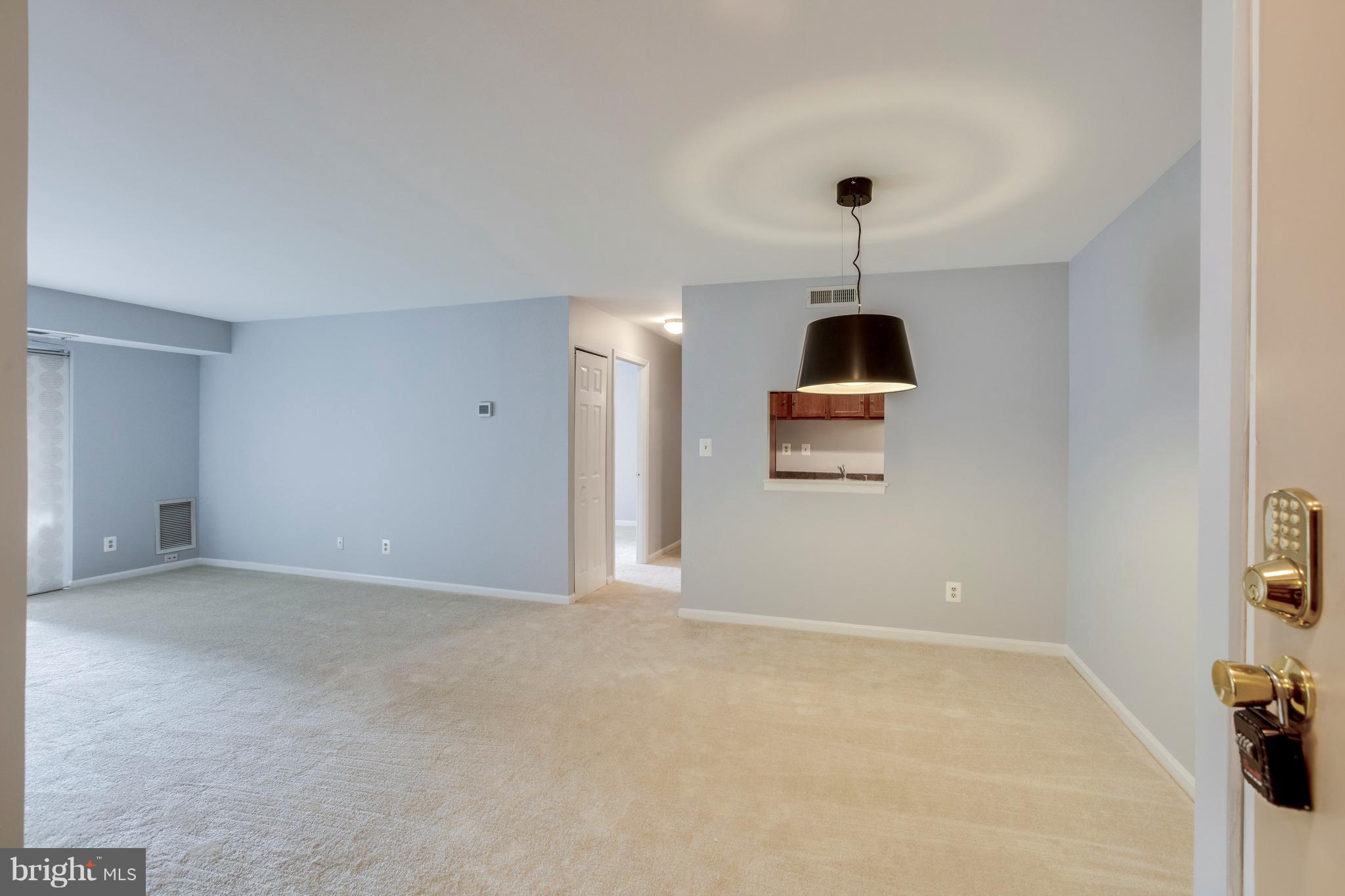 5906 Cove Landing Road, Unit 301 Burke, VA 22015 - Photo 18 of 51