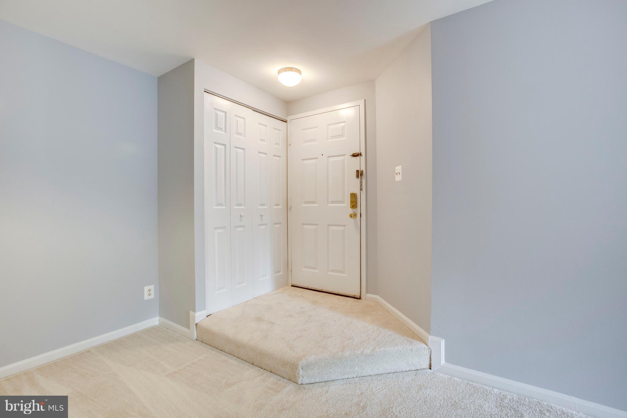 5906 Cove Landing Road, Unit 301 Burke, VA 22015 - Photo 19 of 51