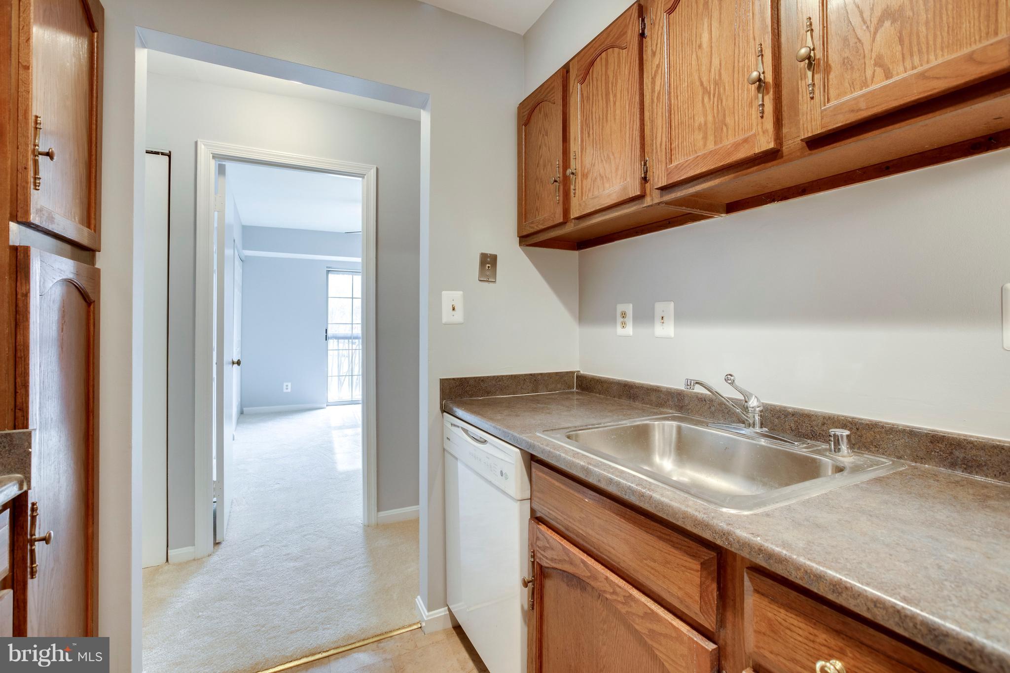 5906 Cove Landing Road, Unit 301 Burke, VA 22015 - Photo 34 of 51