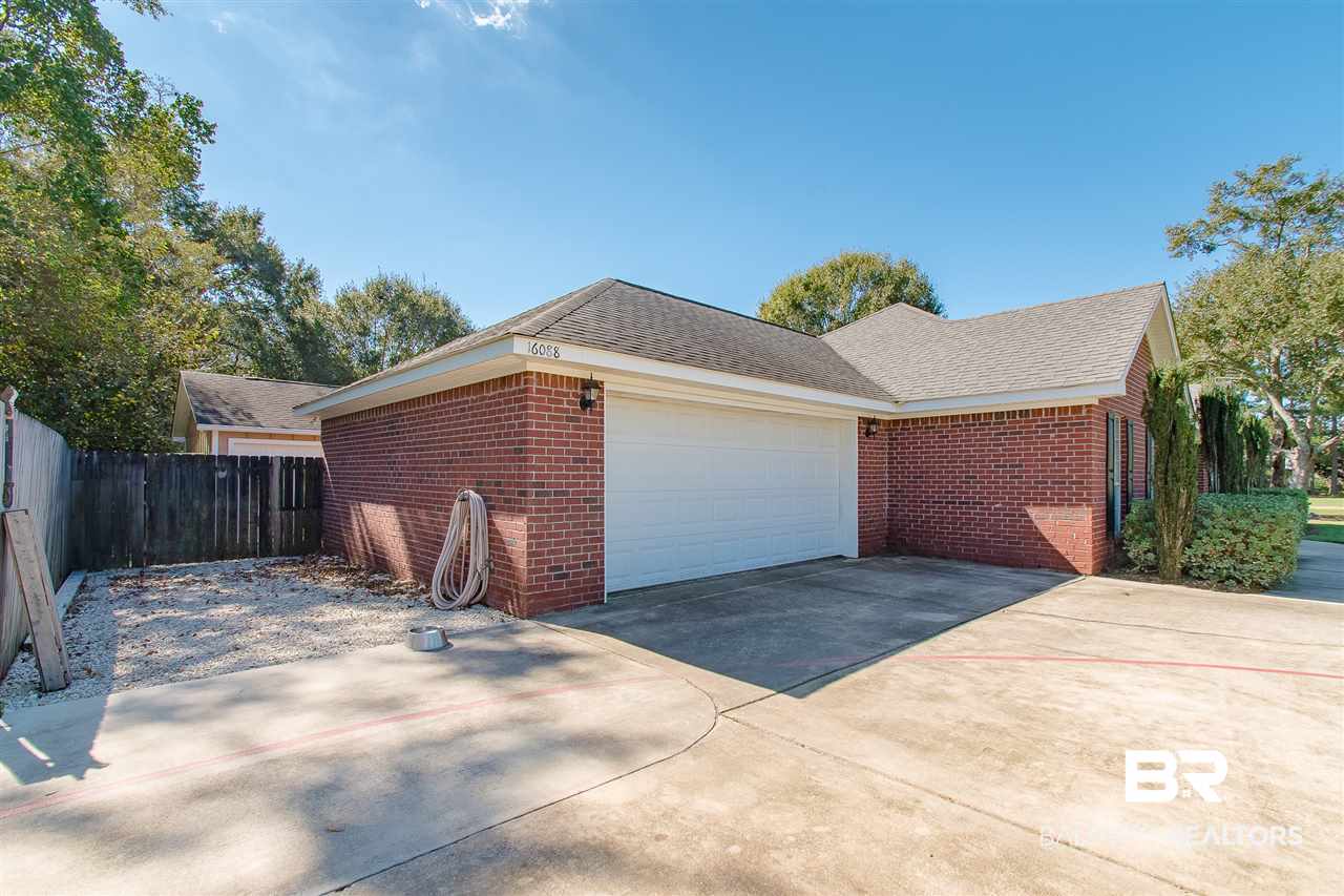 16088 2nd Avenue Silverhill, AL 36576 - Photo 4 of 33