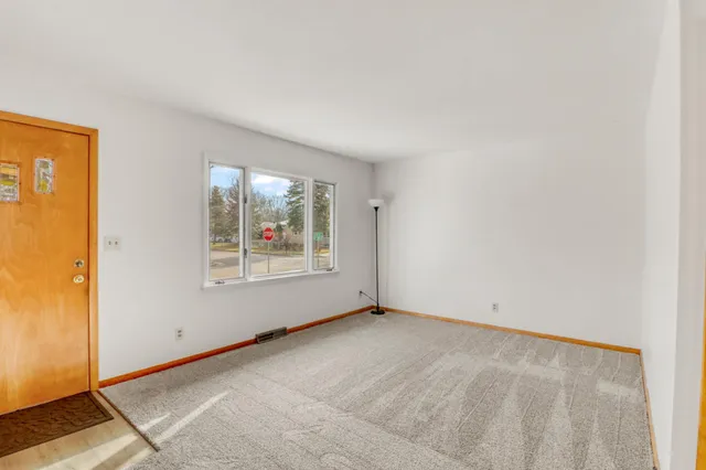 $304,900 | 1119 Elm Street South, Moorhead, MN 56560