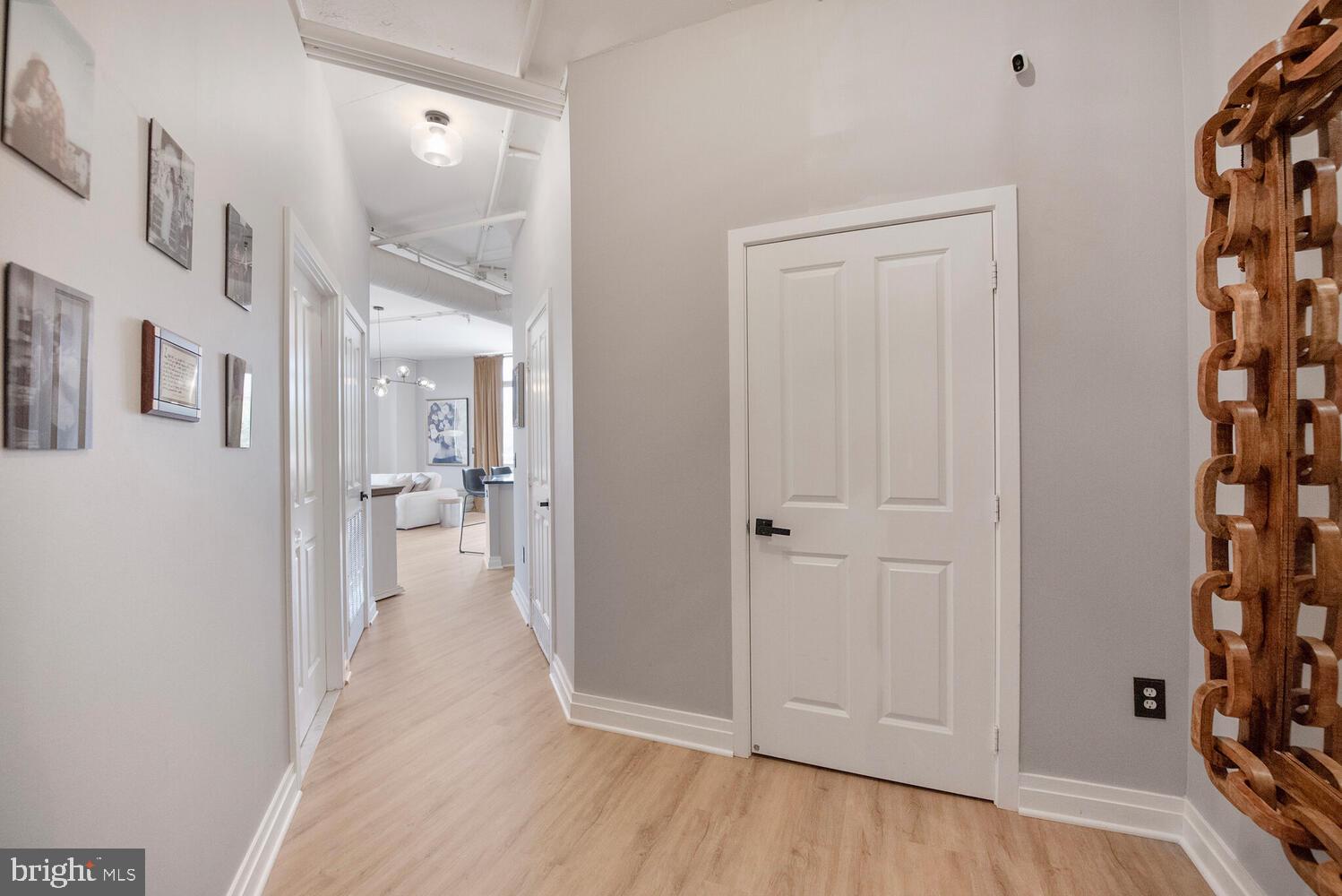 4480 Market Commons Drive, Unit 215 Fairfax, VA 22033 - Photo 3 of 14 Gallery Image 3