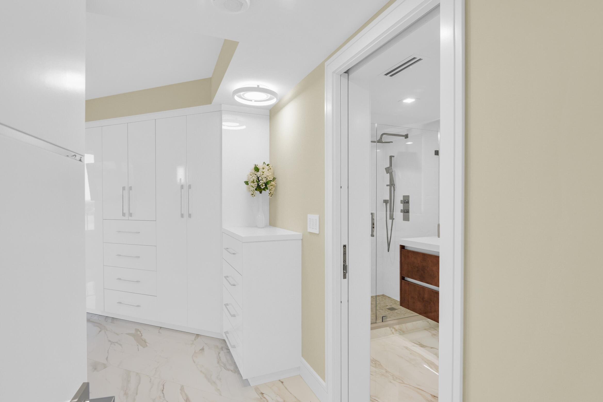 550 South Ocean Boulevard, Unit 1009 Boca Raton, FL 33432 - Photo 21 of 56 Closets