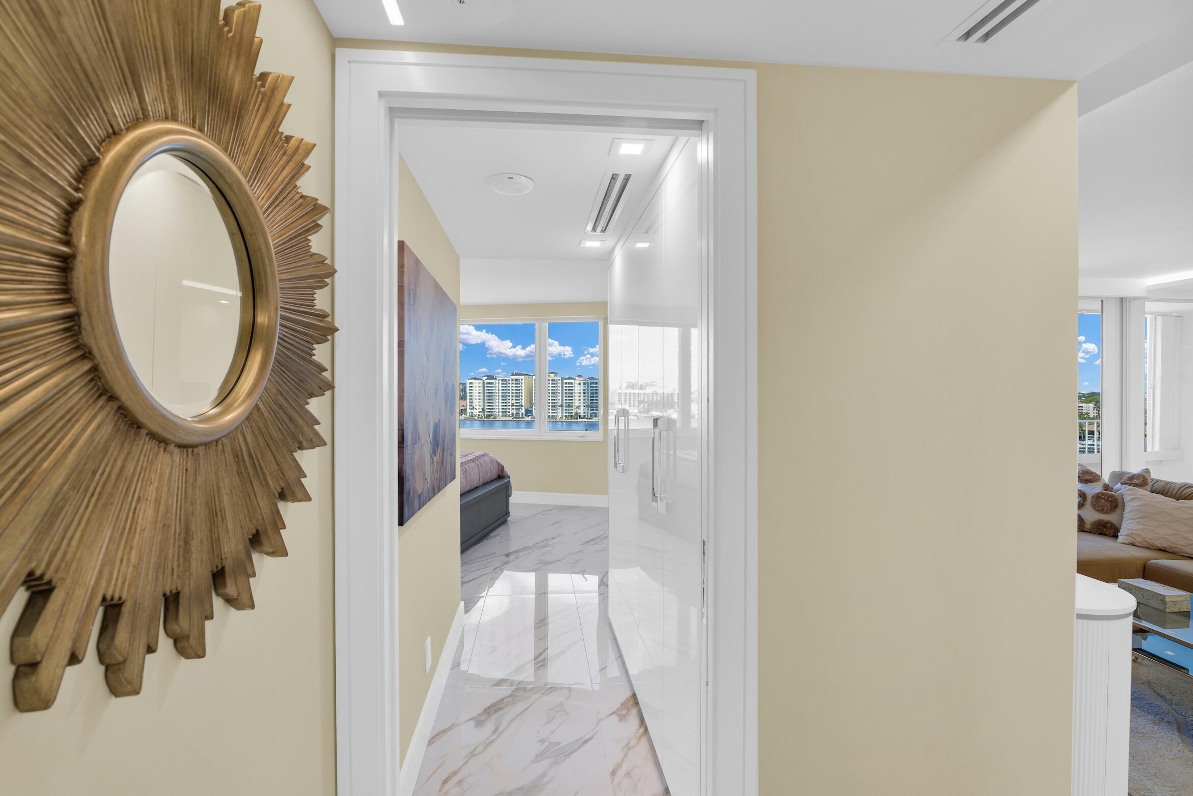 550 South Ocean Boulevard, Unit 1009 Boca Raton, FL 33432 - Photo 28 of 56 Hallway