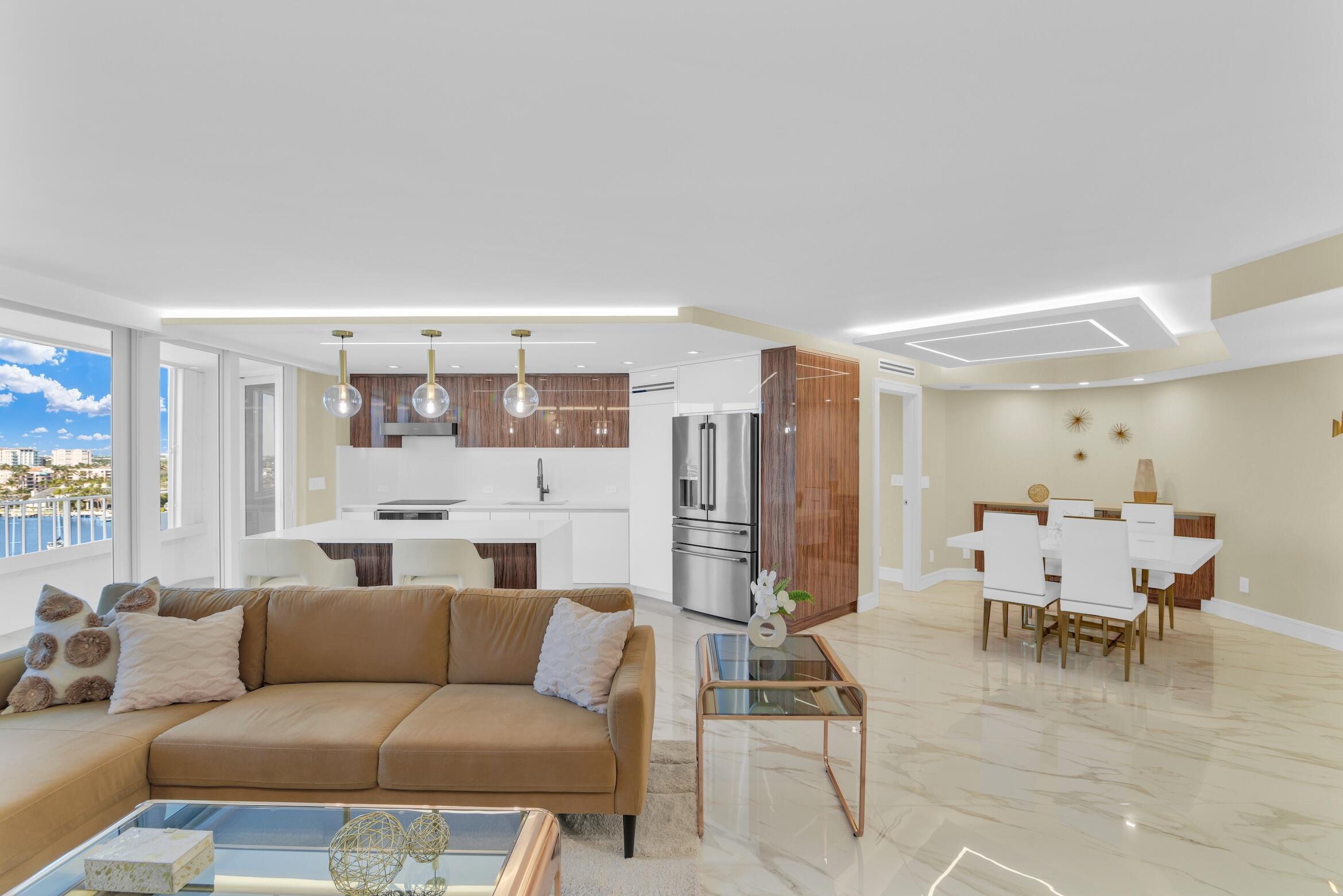 550 South Ocean Boulevard, Unit 1009 Boca Raton, FL 33432 - Photo 8 of 56 Living Room / Dining