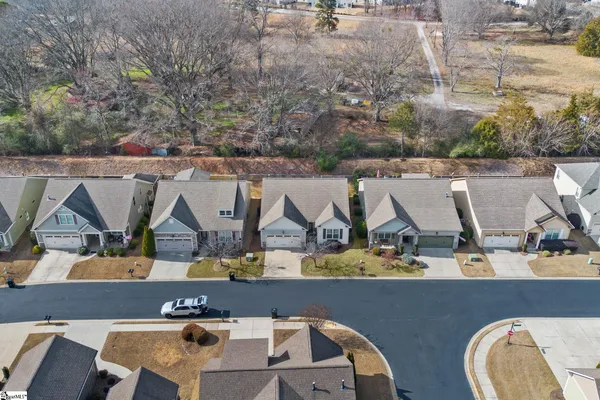 $390,000 | 100 Briarhill Drive, Simpsonville, SC 29680