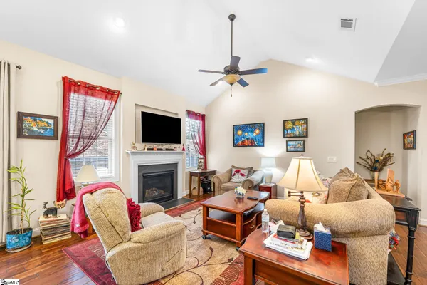 $390,000 | 100 Briarhill Drive, Simpsonville, SC 29680