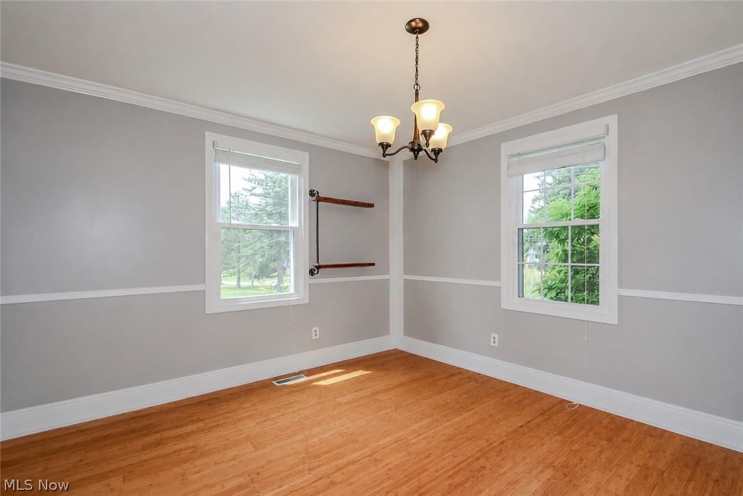 12433 Webster Road Strongsville, OH 44136 - Photo 18 of 48