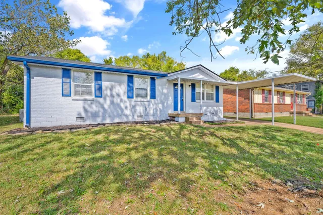 $264,900 | 2144 West Richmond Hill Drive, Nashville, TN 37207