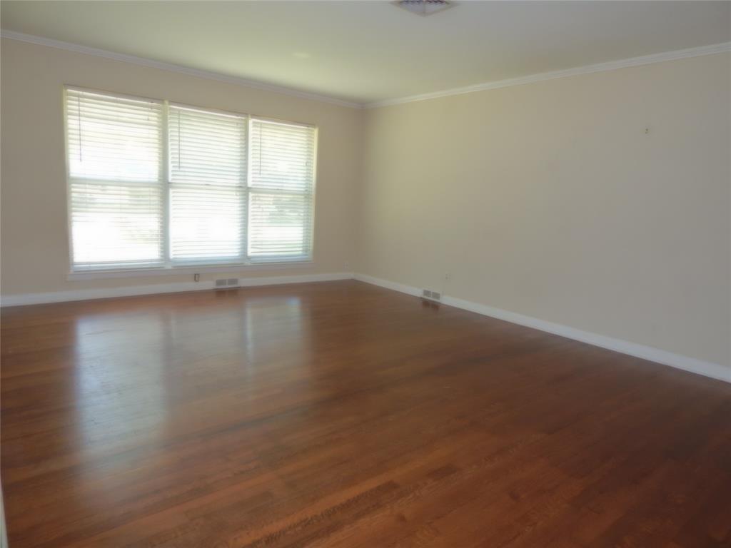 3577 Merrell Road Dallas, TX 75229 - Photo 4 of 29