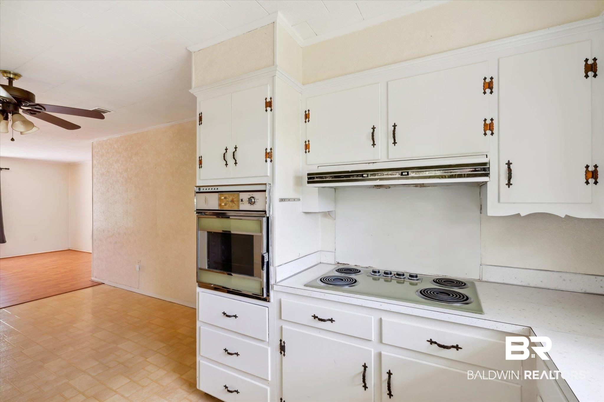 7250 Griffice Road Mobile, AL 36618 - Photo 9 of 46