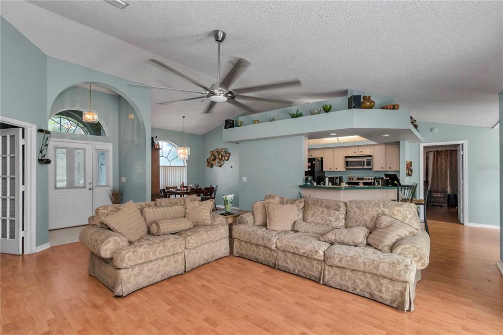 14147 Southwest 33rd Court Road Ocala, FL 34473 - Photo 9 of 41