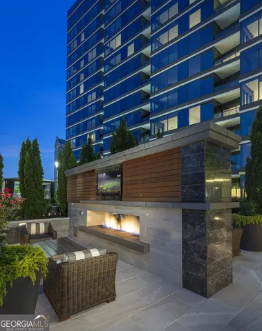 $2,828 | 3150 Roswell Road Northwest, Unit 1511, Atlanta, GA 30305