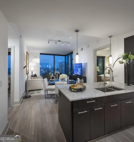 $2,828 | 3150 Roswell Road Northwest, Unit 1511, Atlanta, GA 30305