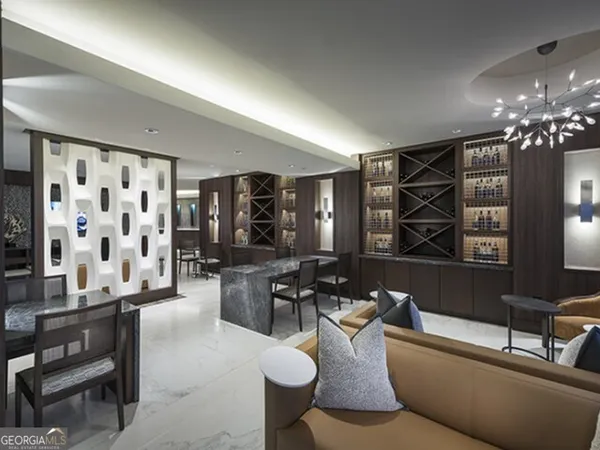 $3,633 | 3150 Roswell Road Northwest, Unit 1424, Atlanta, GA 30305