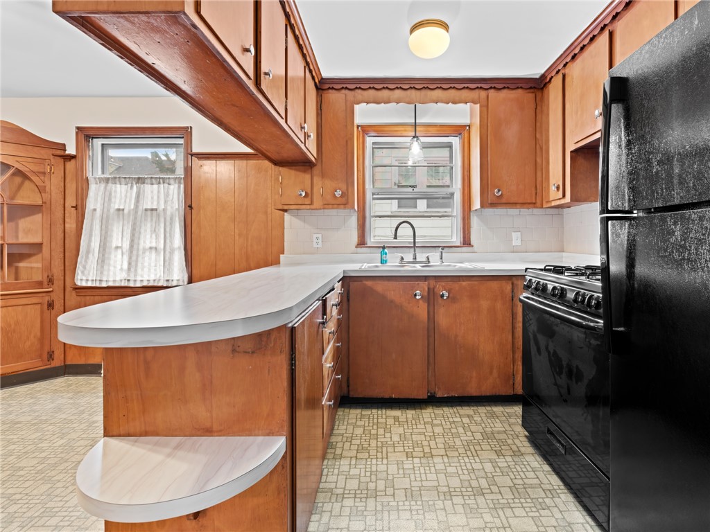 1189 Smith Street Providence, RI 02908 - Photo 18 of 27