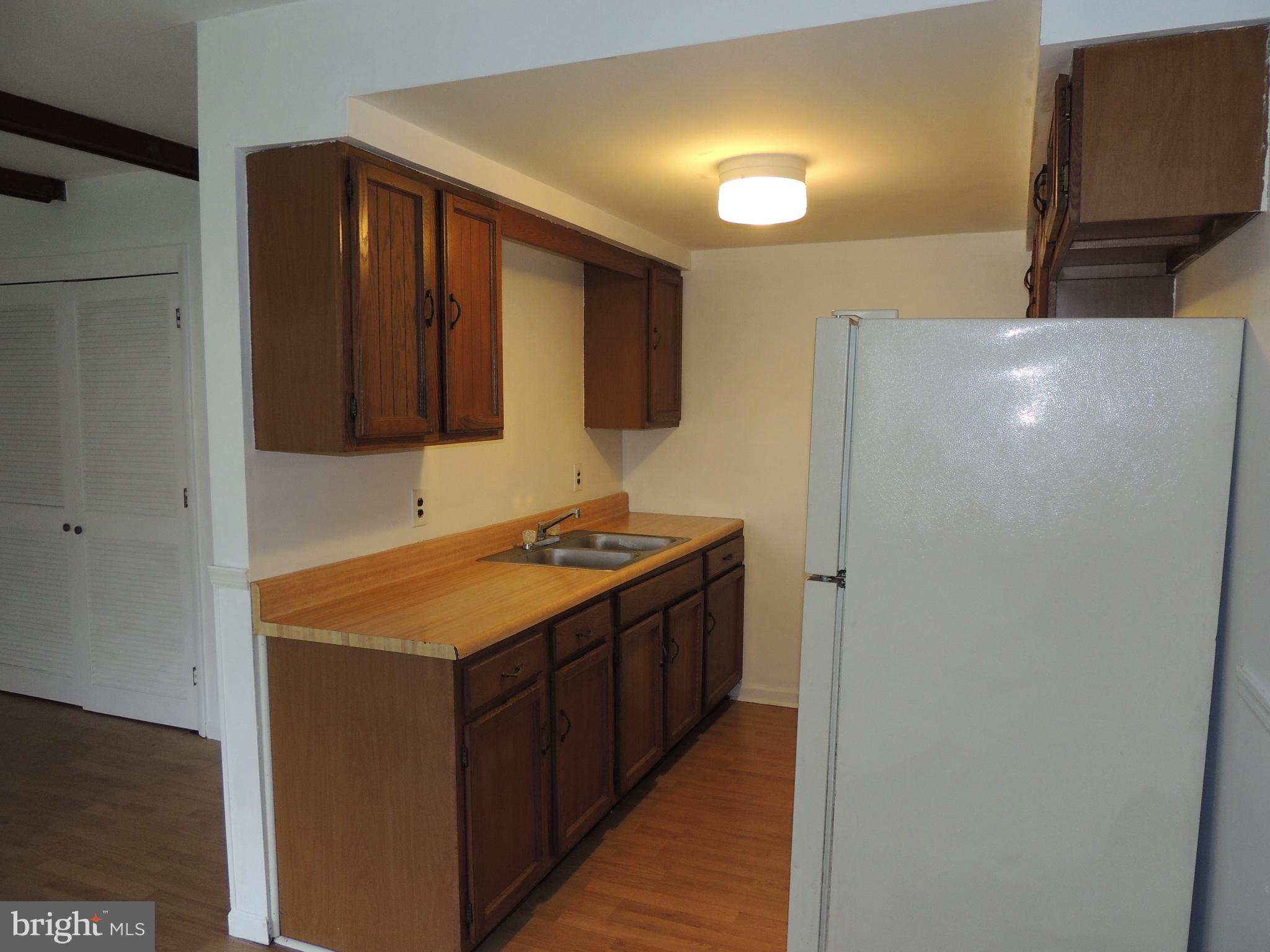 16 Dunsmore Road Newark, DE 19713 - Photo 5 of 18 All Appliances Includef