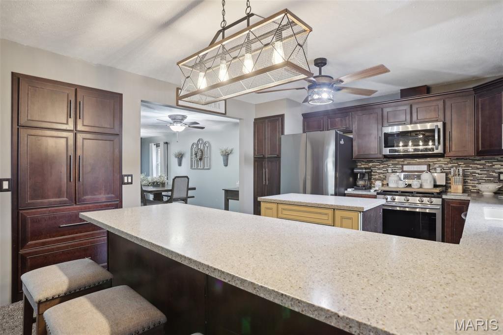 688 Donnell Avenue Donnellson, IL 62019 - Photo 14 of 46