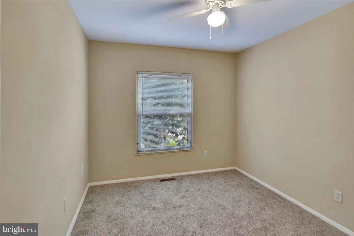 122 Hammershire Road, Unit D Reisterstown, MD 21136 - Photo 14 of 20 2nd BR