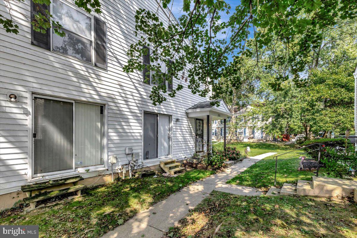 122 Hammershire Road, Unit D Reisterstown, MD 21136 - Photo 3 of 20 Gallery Image 3