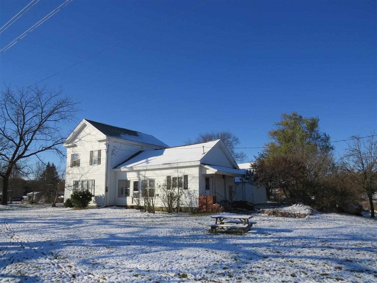 13506 Hogan Road Linden, MI 48451 - Photo 1 of 26 21556218.JPG