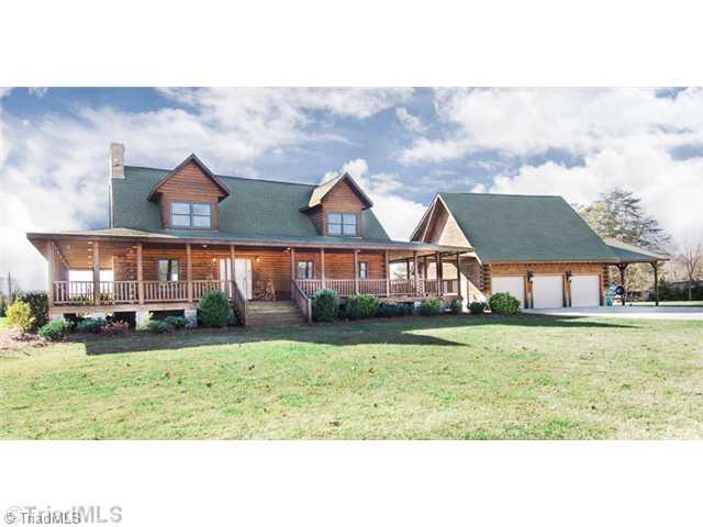 5501 Murphy Road Summerfield, NC 27358 - Photo 1 of 13 Exterior Front.