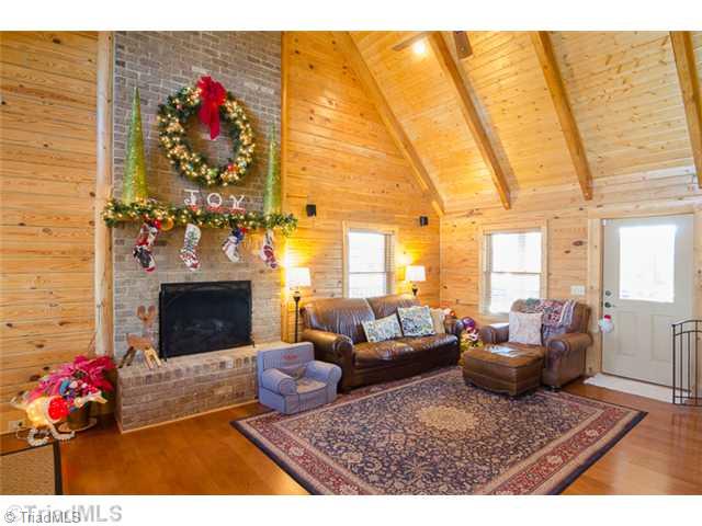 5501 Murphy Road Summerfield, NC 27358 - Photo 2 of 13 Den/Family/Great Room.