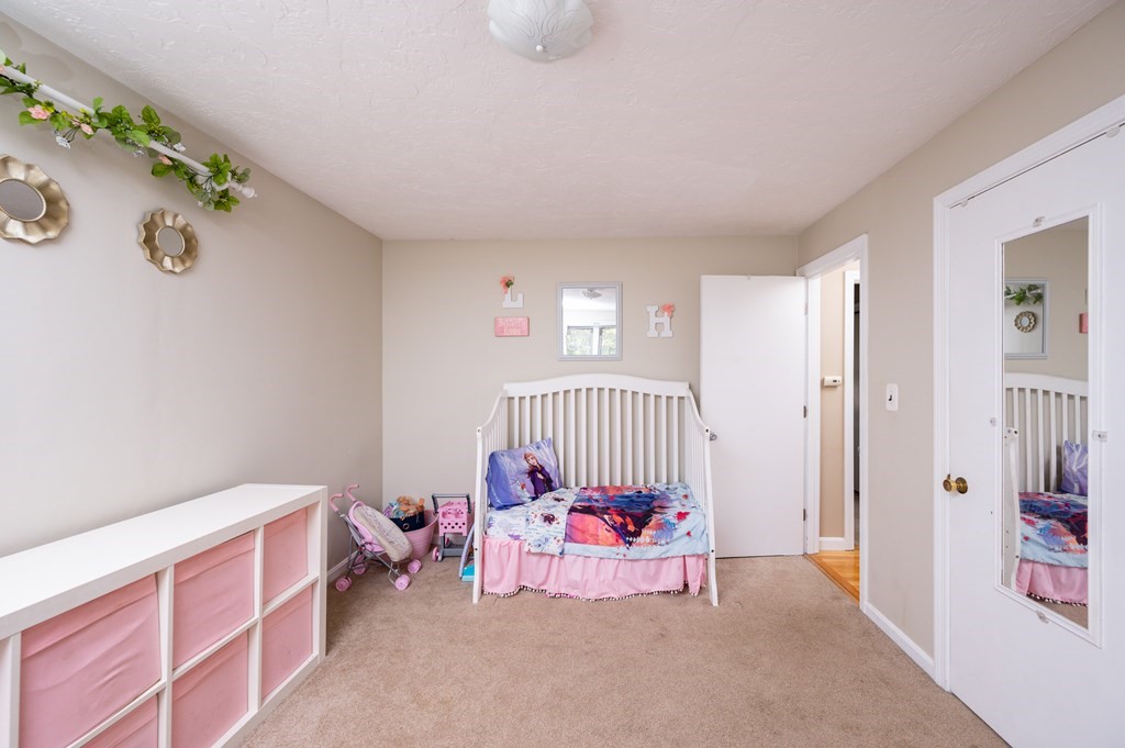 43 Lowell Road Pembroke, MA 02359 - Photo 12 of 40 Gallery Image 12