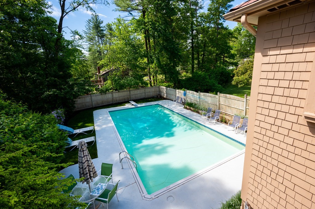 43 Lowell Road Pembroke, MA 02359 - Photo 29 of 40 Gallery Image 29