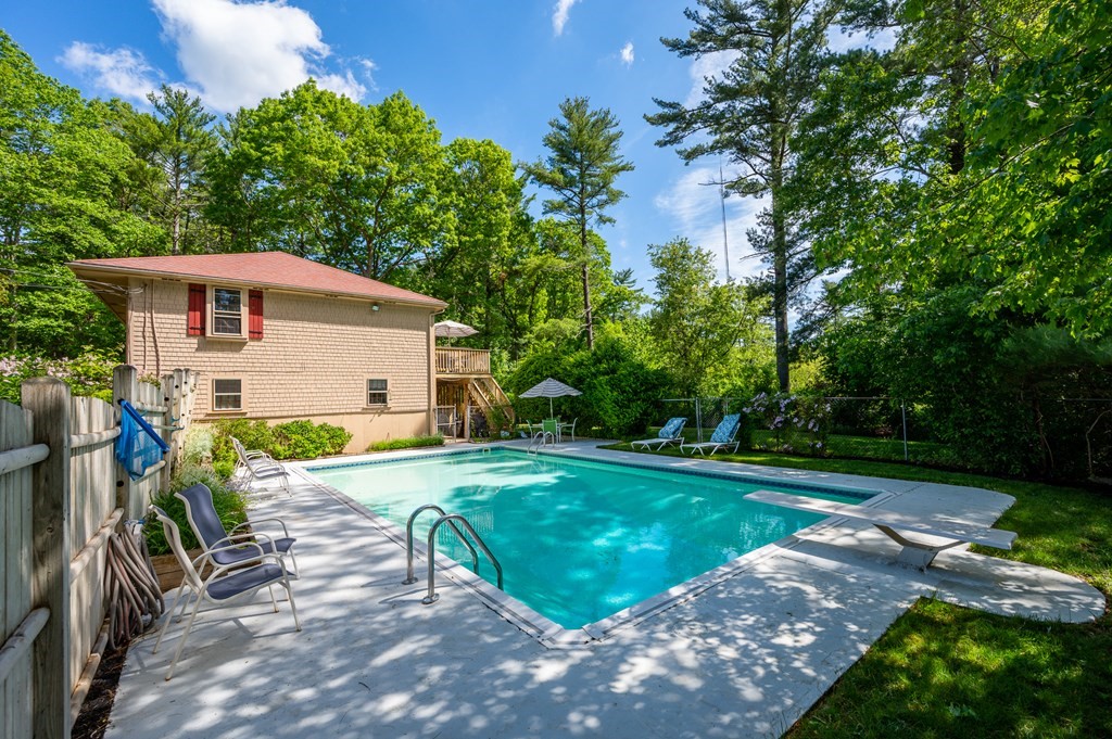 43 Lowell Road Pembroke, MA 02359 - Photo 31 of 40 Gallery Image 31