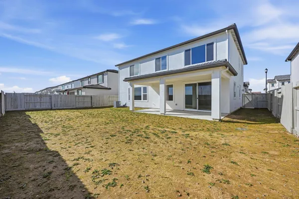 $808,491 | 7064 Carbone Drive, Roseville, CA 95747