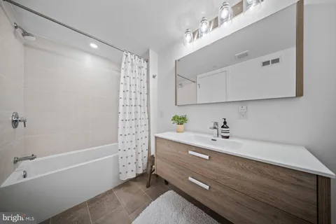 $795,000 | 1742 Hope Street, Philadelphia, PA 19122