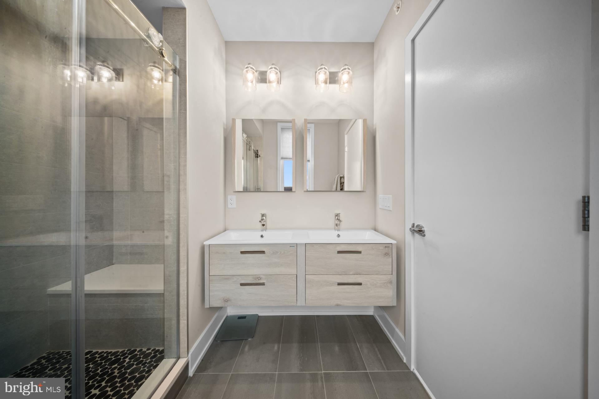 1742 Hope Street Philadelphia, PA 19122 - Photo 26 of 39