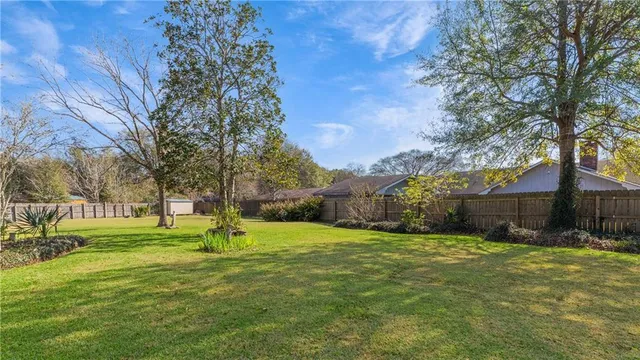 $275,000 | 3916 Ave Bonne Terre, New Iberia, LA 70563