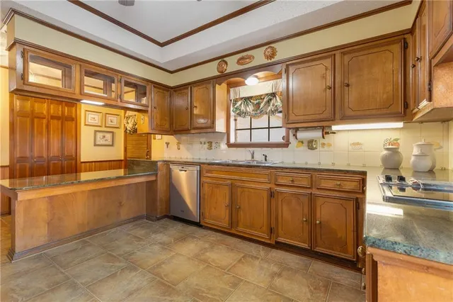 $275,000 | 3916 Ave Bonne Terre, New Iberia, LA 70563