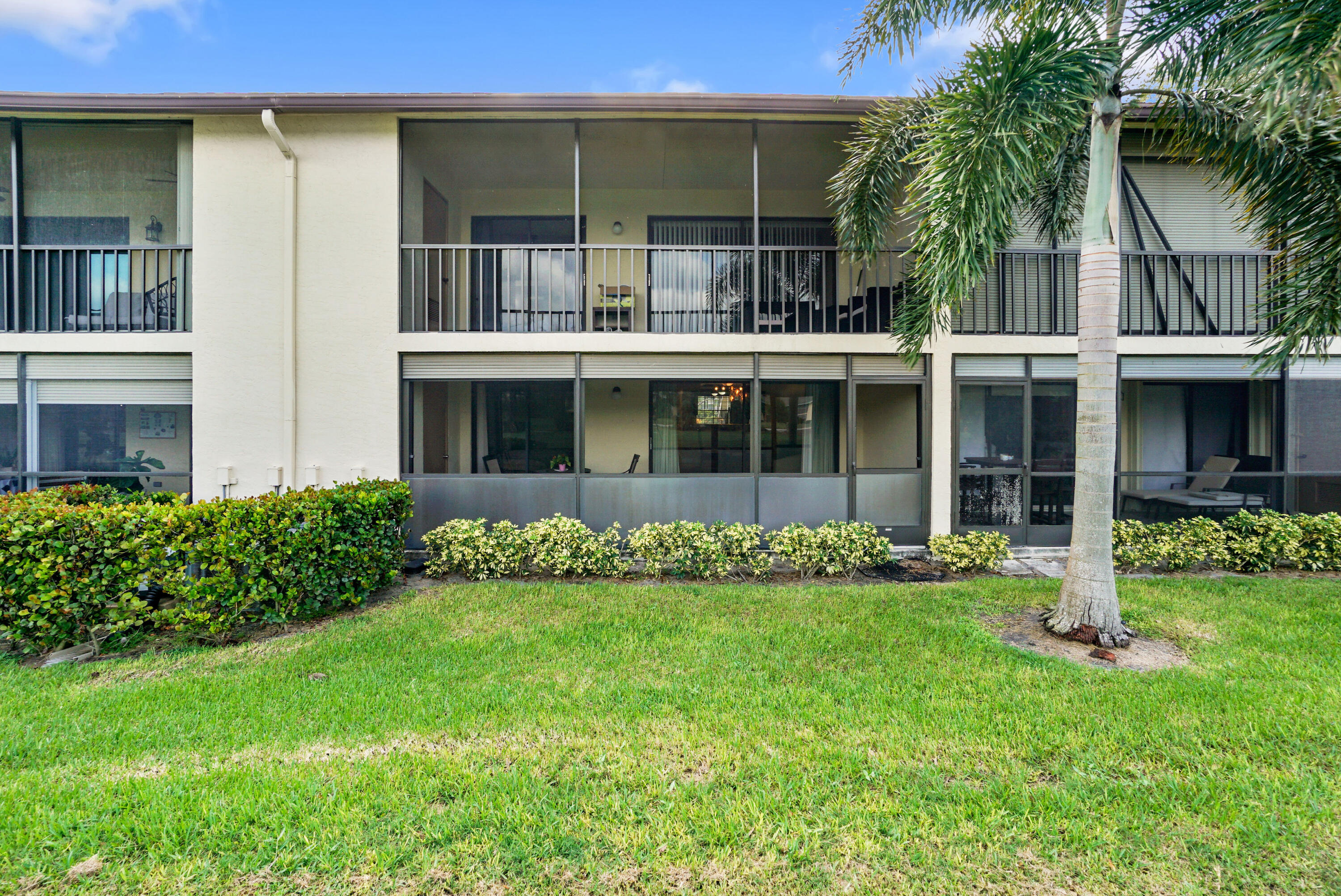 101 Pinecrest Circle, Unit B Jupiter, FL 33458 - Photo 22 of 23 101PinecrestCir,UnitB_27