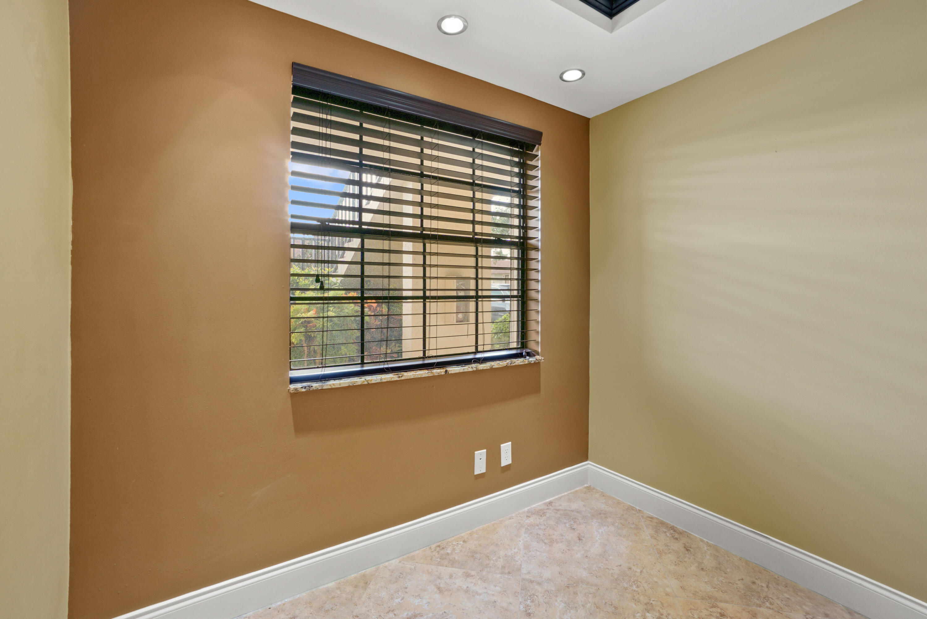 101 Pinecrest Circle, Unit B Jupiter, FL 33458 - Photo 23 of 23 101PinecrestCir,UnitB_14