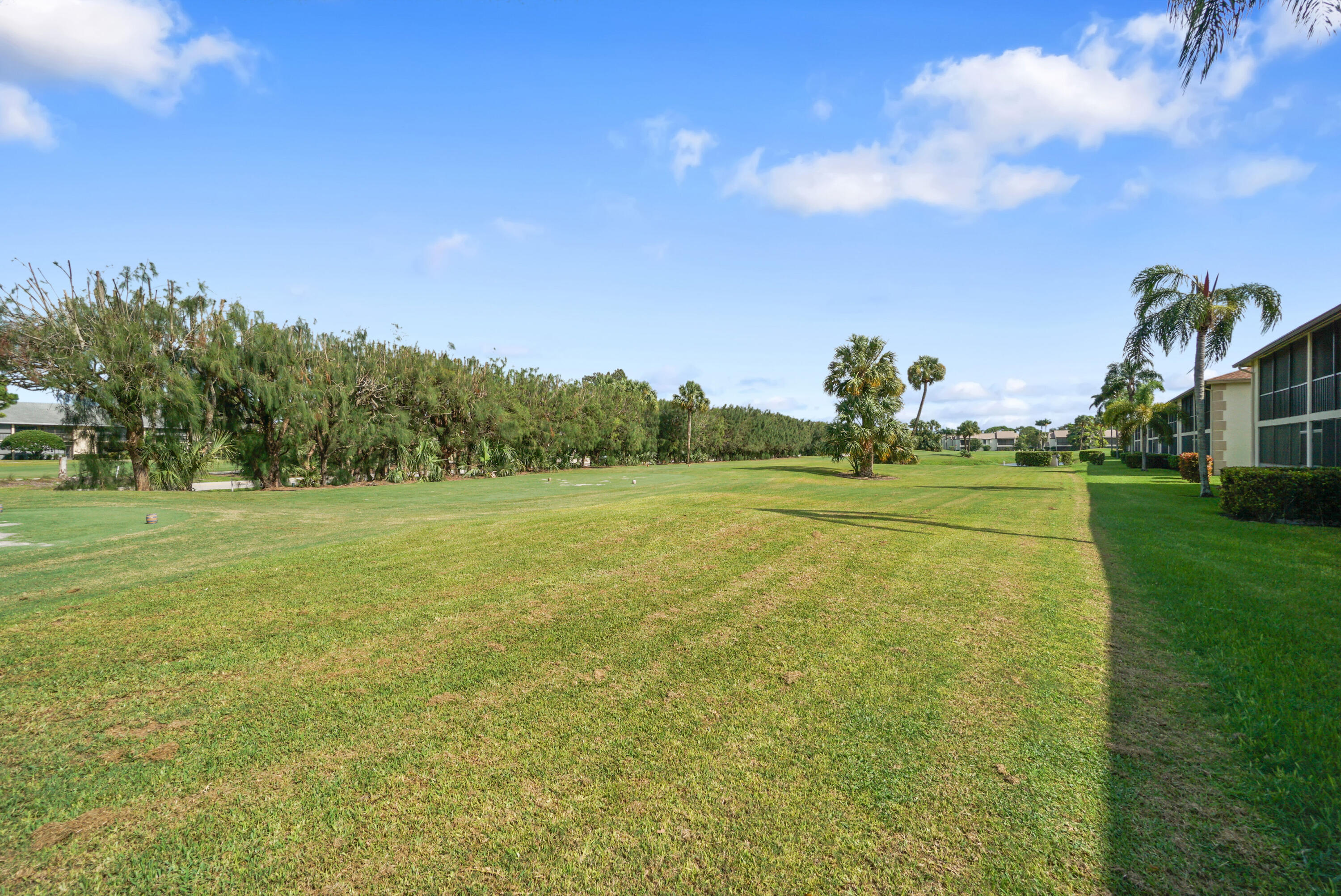 101 Pinecrest Circle, Unit B Jupiter, FL 33458 - Photo 4 of 23 101PinecrestCir,UnitB_28