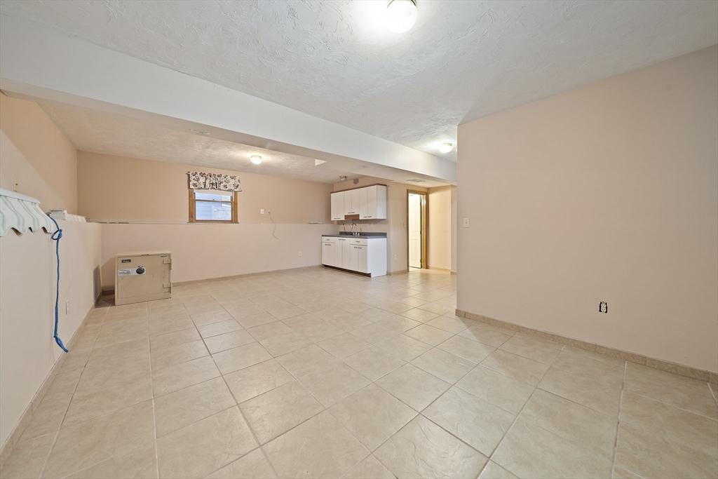 4 Evan Cain Way Randolph, MA 02368 - Photo 25 of 42